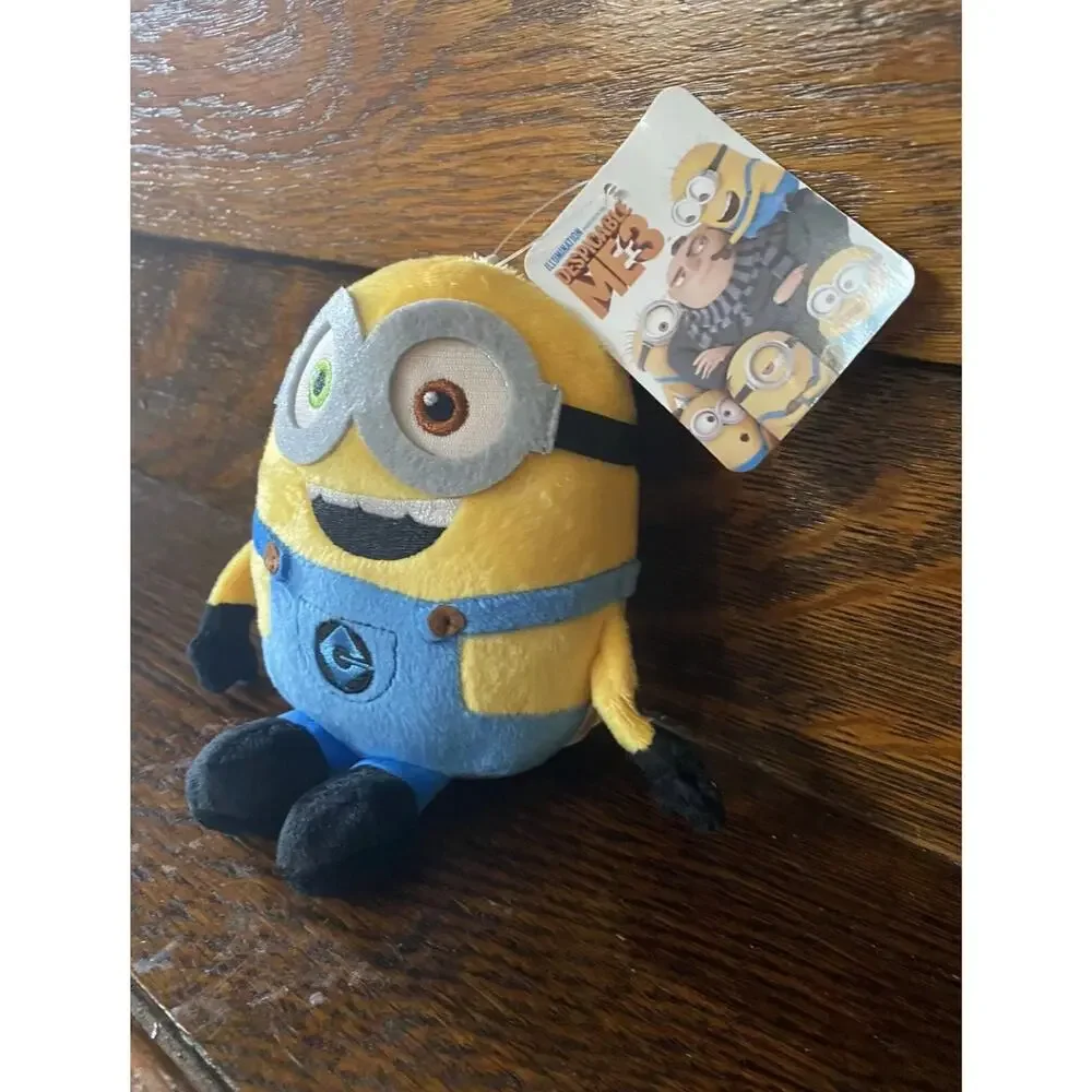 Despicable Me Minion Bob 6” Plush One Eye Green Brown NWT Stuffed Doll